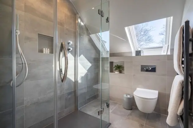 Premier Ev, Özel Banyo, Göl Manzaralı (Howe Top)