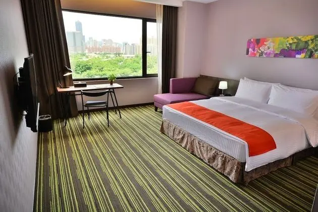 Deluxe Tek Büyük Yataklı Oda