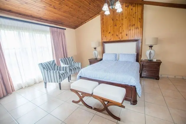 Ev, 4 Yatak Odası (Eagles Call self- catering )