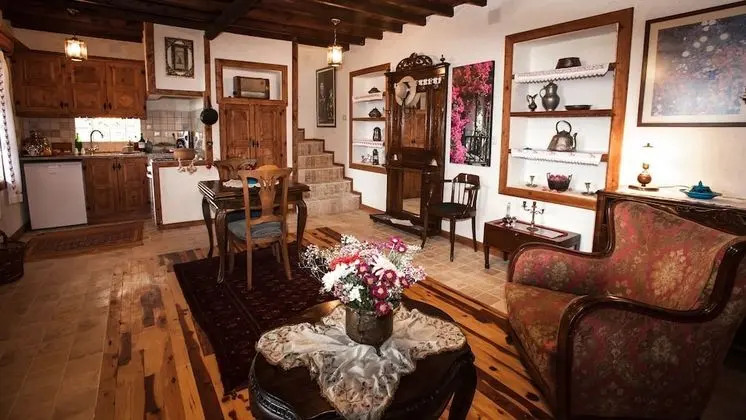 Honeymoon Villa, Mutfak