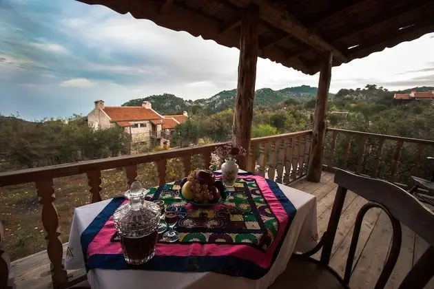 Honeymoon Villa, Mutfak