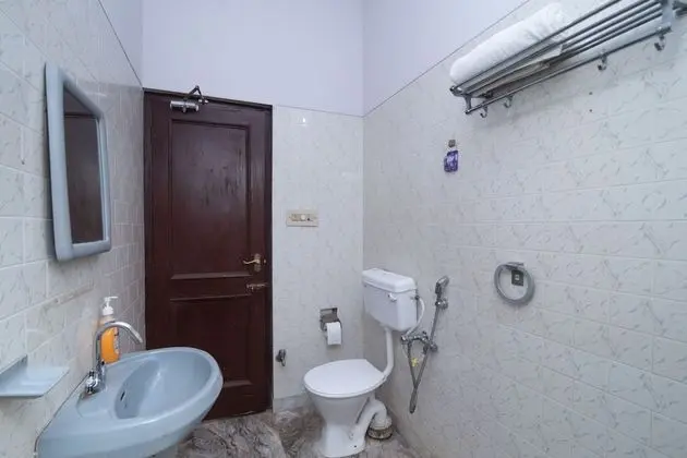 Ortak Ranzalı Oda, Karma Ranzalı Oda, Sigara İçilmez, Banyolu/Duşlu (Airconditioned)