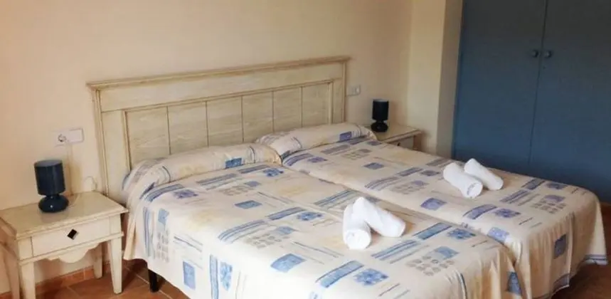 Tek Büyük Yataklı Oda, Balkon