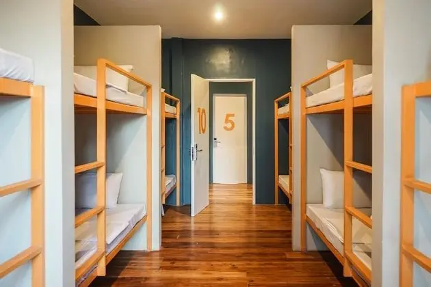 Ortak Ranzalı Oda, Karma Ranzalı Oda (Bottom Bunk Bed)