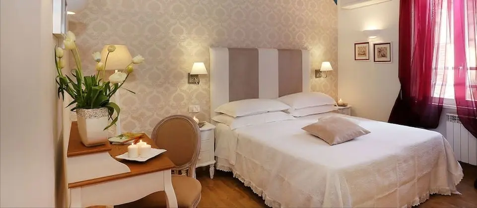 Standard Tek Büyük Yataklı Oda, Şehir Manzaralı