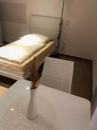 Üç Kişilik Oda