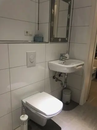 Üç Kişilik Oda