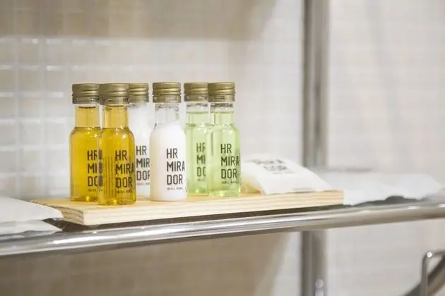 Junior Tek Kişilik Oda, Dağ Manzaralı