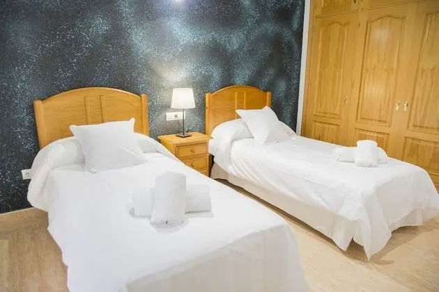 Tek Büyük Yataklı Oda, Balkon, Dağ Manzaralı