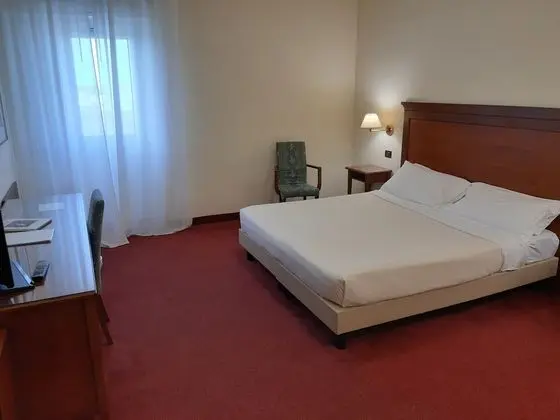 Standard Tek Büyük veya İki Ayrı Yataklı Oda