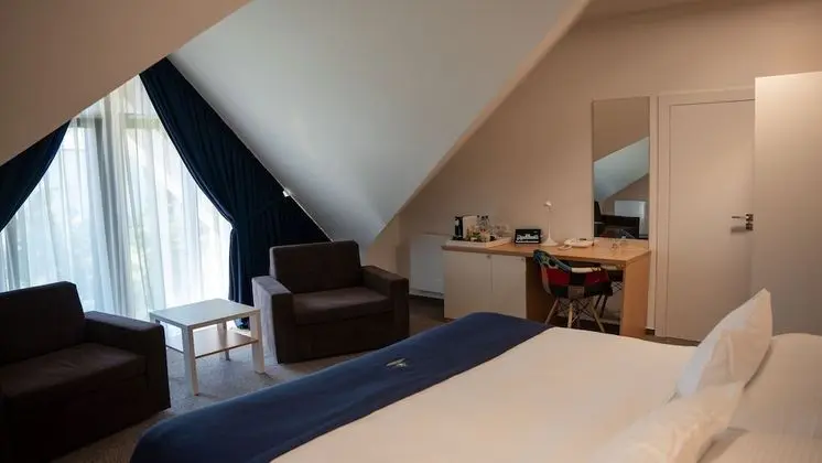 Deluxe Tek Büyük veya İki Ayrı Yataklı Oda