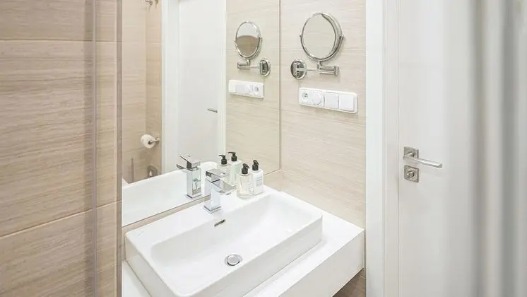 Standard Tek Büyük veya İki Ayrı Yataklı Oda (Chateau view)