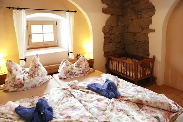 Tek Büyük veya İki Ayrı Yataklı Oda