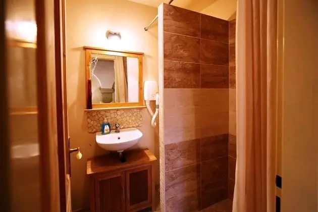 Tek Büyük veya İki Ayrı Yataklı Oda