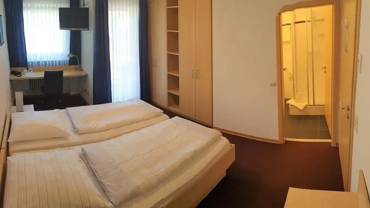 Business Tek Büyük Yataklı Oda, Balkon