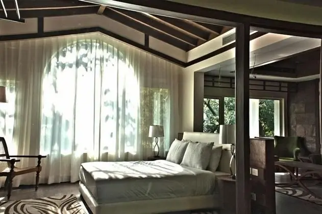 Royal Villa