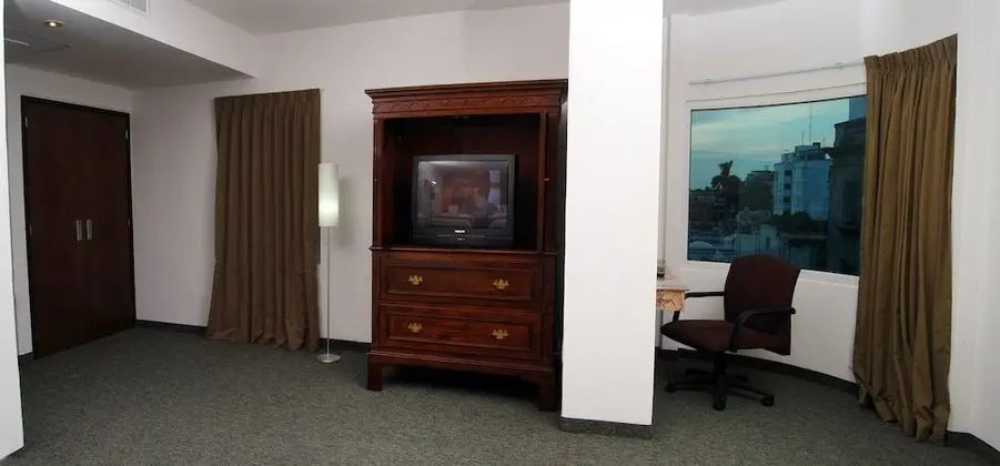 Junior Tek Büyük Yataklı Oda