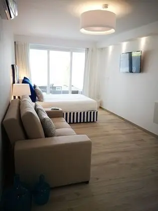 Tek Büyük Yataklı Oda, Sıcak Su Küveti, Avlu