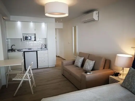 Tek Büyük Yataklı Oda, Sıcak Su Küveti, Avlu
