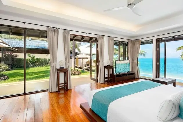 3-Bedroom Pool Villa Beachfront