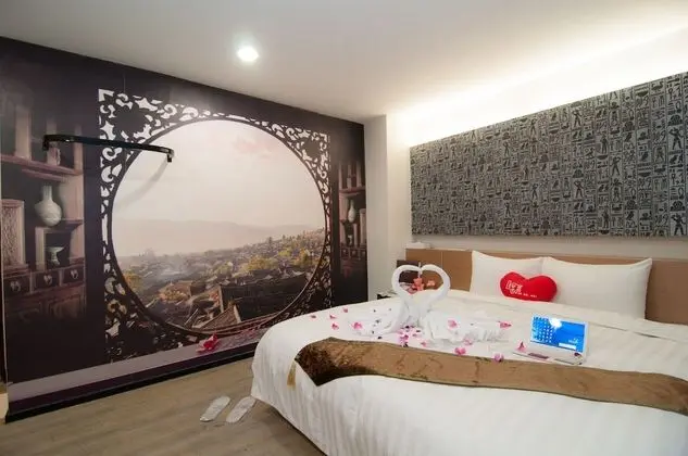 Comfort Tek Büyük Yataklı Oda