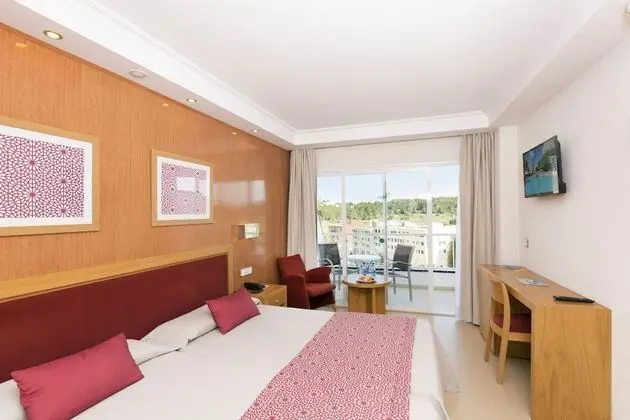 Tek Büyük Yataklı Oda, Balkon