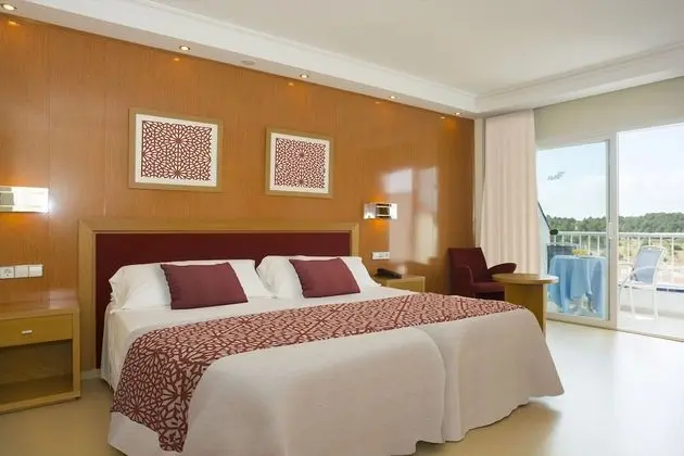 Tek Büyük Yataklı Oda, Balkon