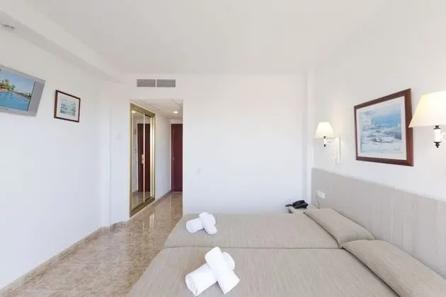 Tek Büyük Yataklı Oda, Balkon