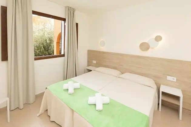 Tek Büyük veya İki Ayrı Yataklı Oda, 1 Yatak Odası, Balkon
