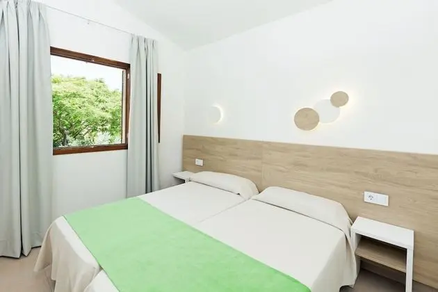 Tek Büyük veya İki Ayrı Yataklı Oda, 1 Yatak Odası, Balkon