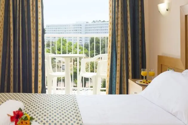 Basic Tek Büyük Yataklı Oda, Balkon