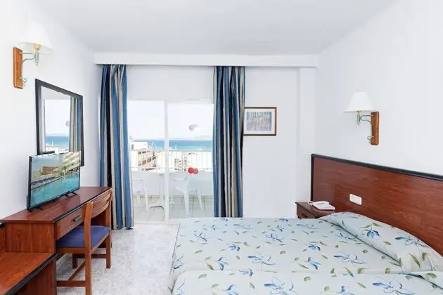 Tek Büyük Yataklı Oda, Balkon