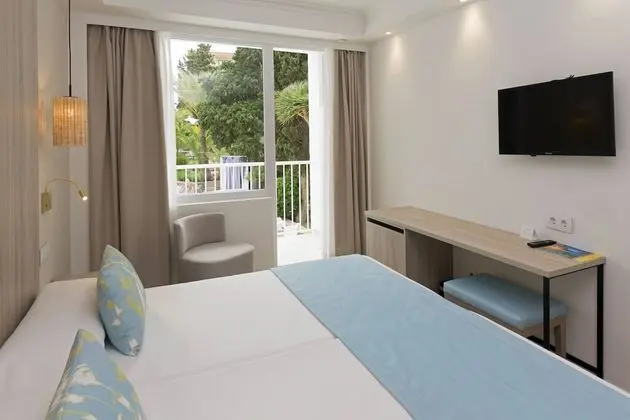 Tek Büyük Yataklı Oda, Balkon