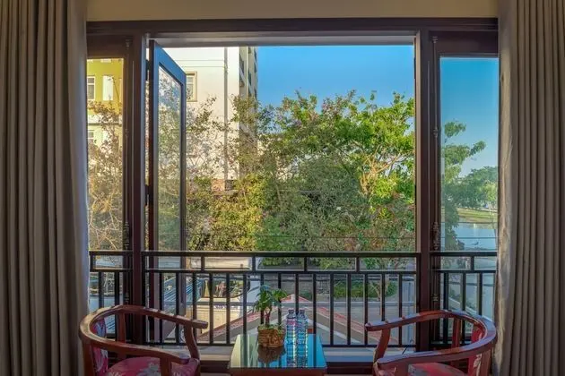 Deluxe Tek Büyük veya İki Ayrı Yataklı Oda, 2 Yatak Odası, Nehir Manzaralı