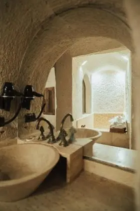Queen Suite, Küvetli