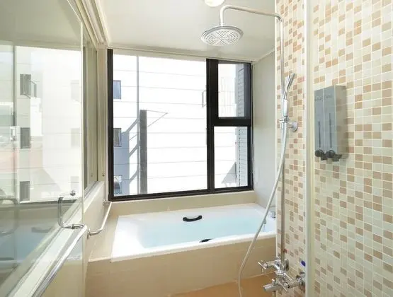 Luxury Tek Büyük Yataklı Oda, Göl Manzaralı