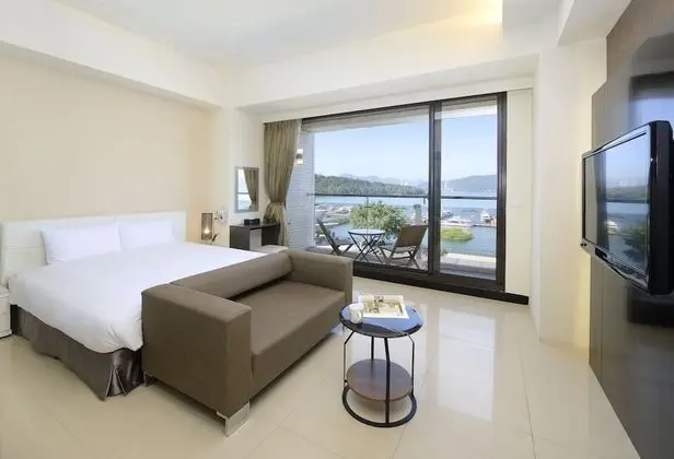 Panoramic Tek Büyük Yataklı Oda, Göl Manzaralı