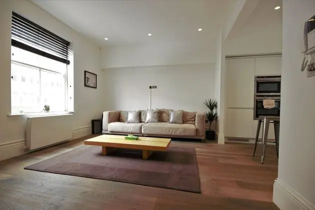 HU1 City Centre Hub Apartment
