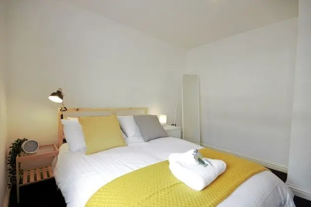 HU1 City Centre Hub Apartment