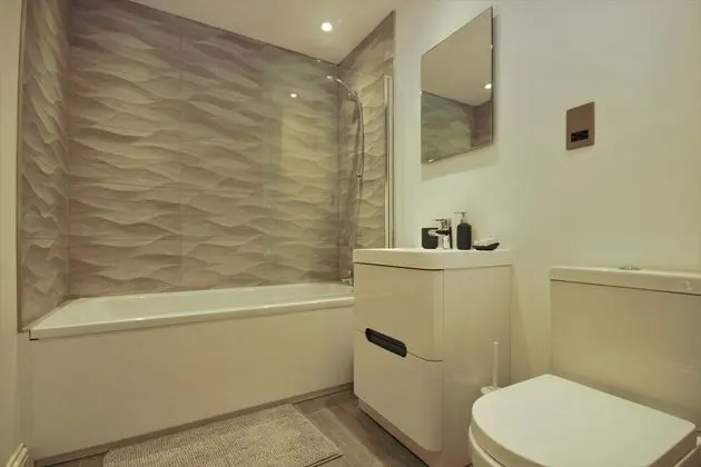 HU1 City Centre Hub Apartment