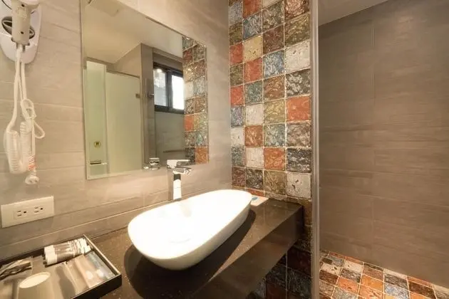 Tek Büyük Yataklı Oda, Balkon
