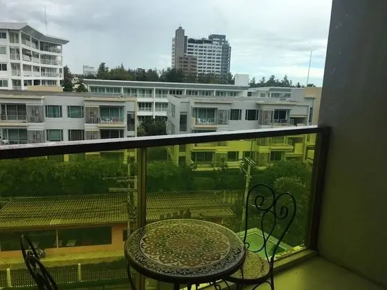 Studio Apartment