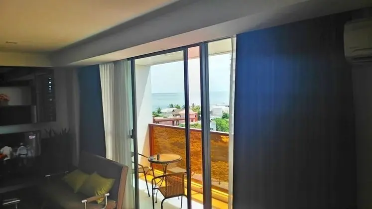 Studio Apartment with Sea View