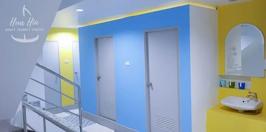 A Bed in 10- Bed Mixed Shared Dormitory