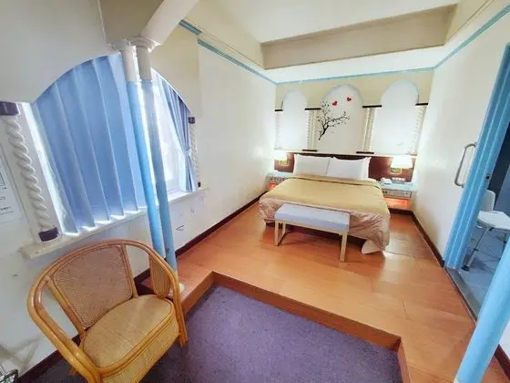 Deluxe Tek Büyük Yataklı Oda