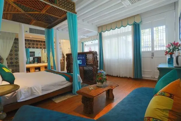 Deluxe Stüdyo Süit (302)