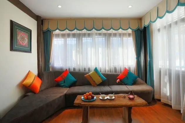 Deluxe Stüdyo Süit (601)