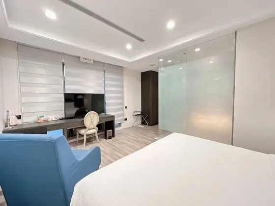 Deluxe Tek Büyük Yataklı Oda