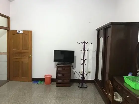 Üç Kişilik Oda