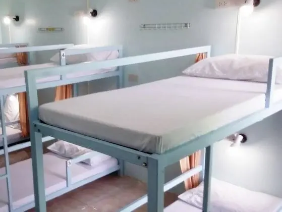 Ortak Ranzalı Oda, Sadece erkekler için, Şehir Manzaralı